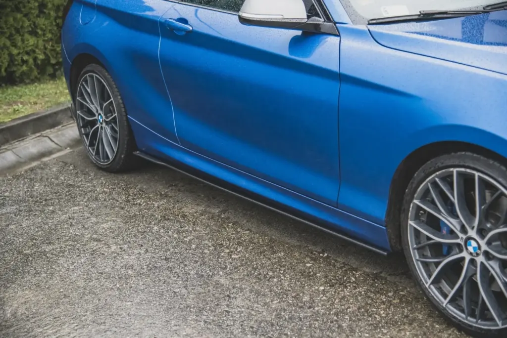 Side Skirts Diffusers Street Pro compatible with BMW 1 F21 M135i / M140i / M-Pack