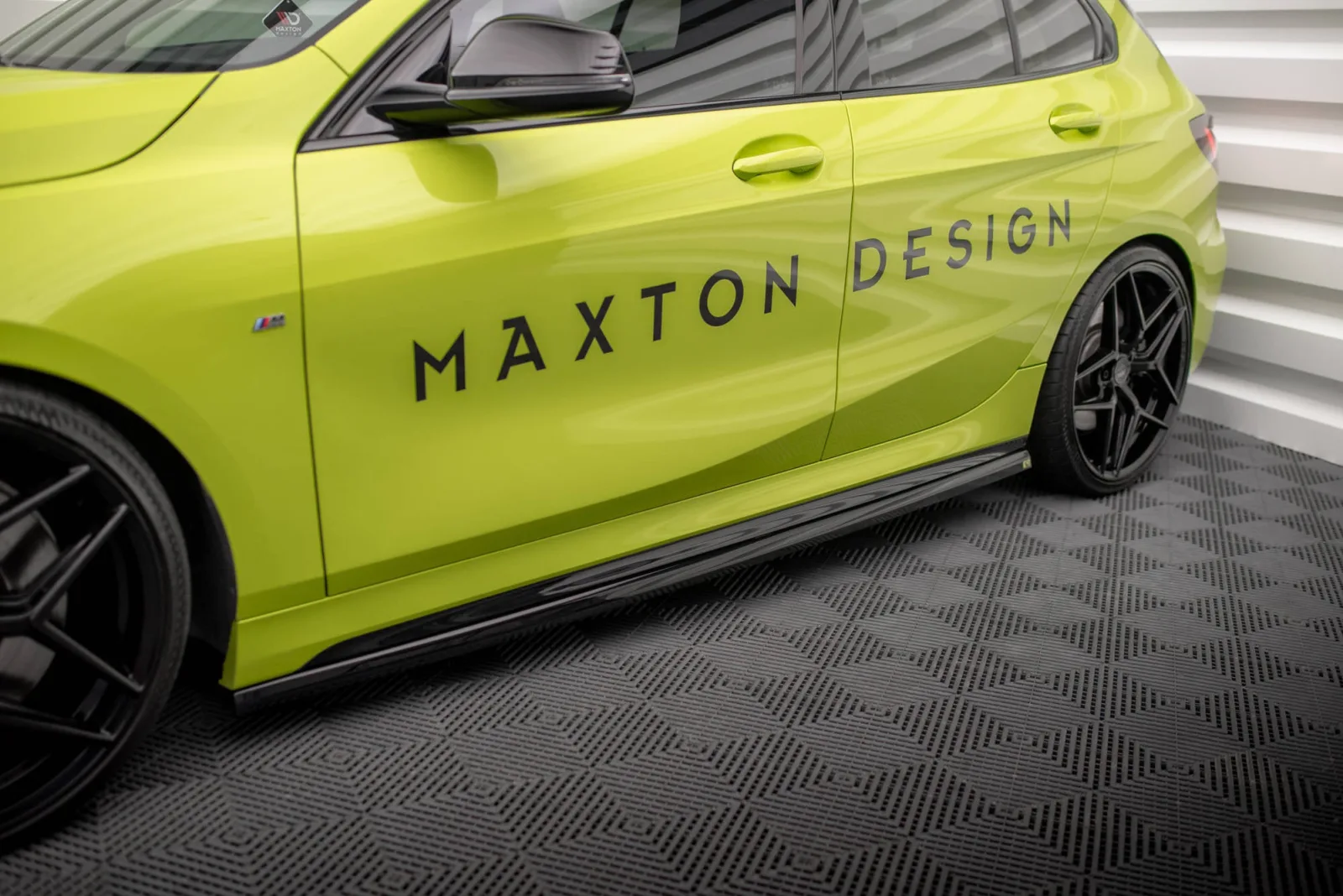 Side Skirts Diffusers V.4 compatible with BMW 1 M-Pack/ M135i / 128ti F40