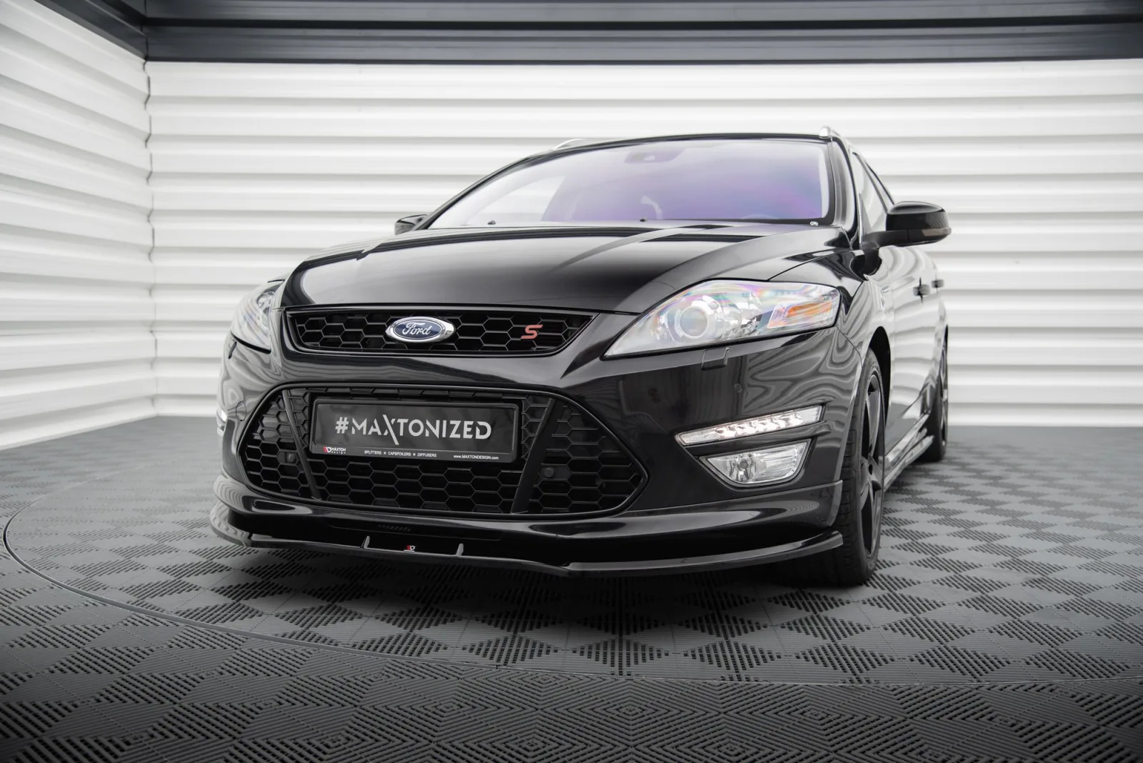 Front Splitter V.1 compatible with Ford Mondeo ST-Line Estate Mk4 Facelift