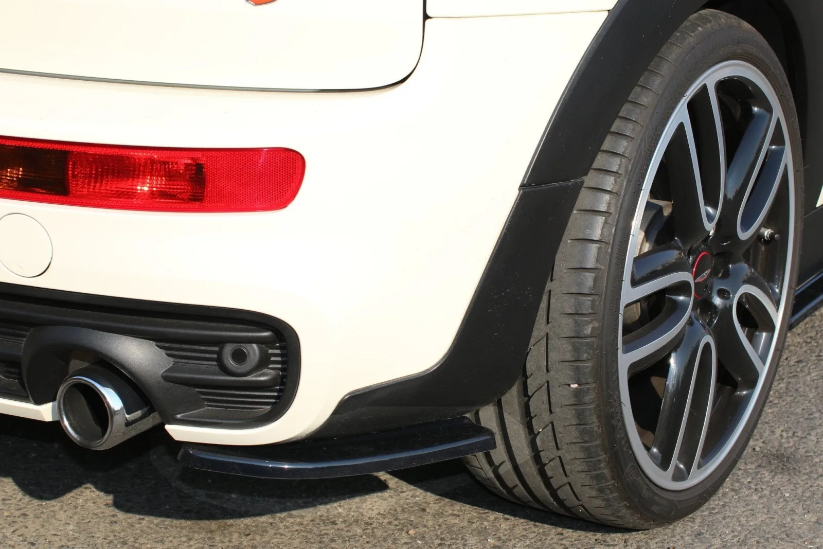 Rear Side Splitters V.1 compatible with Mini Clubman S John Cooper Works F54