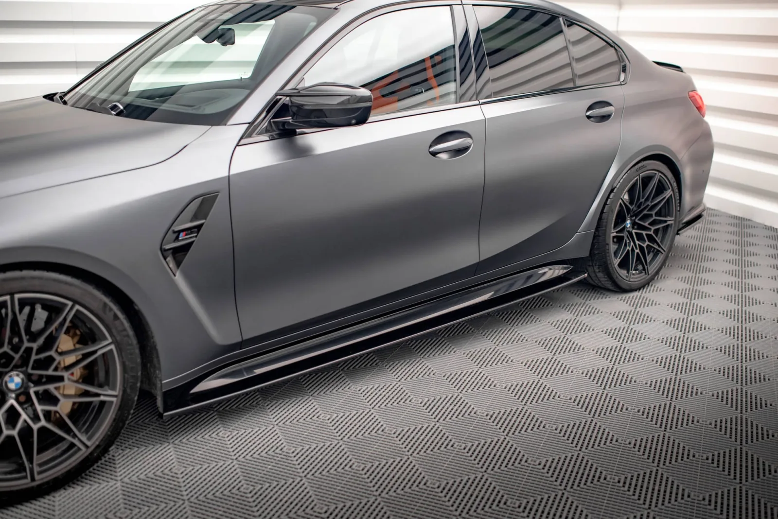 Side Skirts Diffusers V.1 compatible with BMW M3 Sedan / Touring G80 / G81
