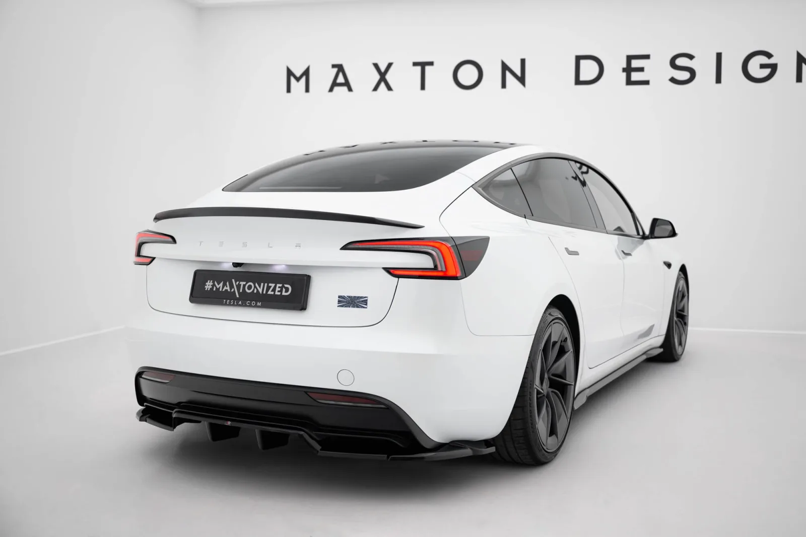 Rear Splitter (With Diffuser) V.2 compatible with Tesla Model 3 Performance Mk1 Facelift