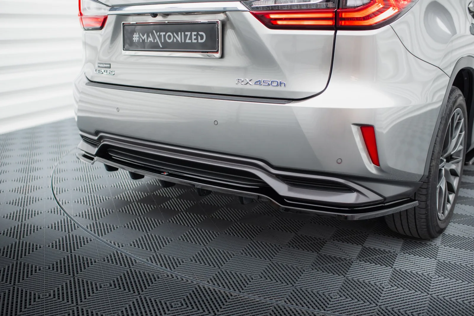 Rear Splitter compatible with Lexus RX Mk4 H (With Diffuser)
