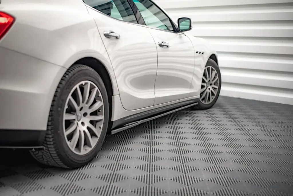 Side Skirts Diffusers compatible with Maserati Ghibli Mk3