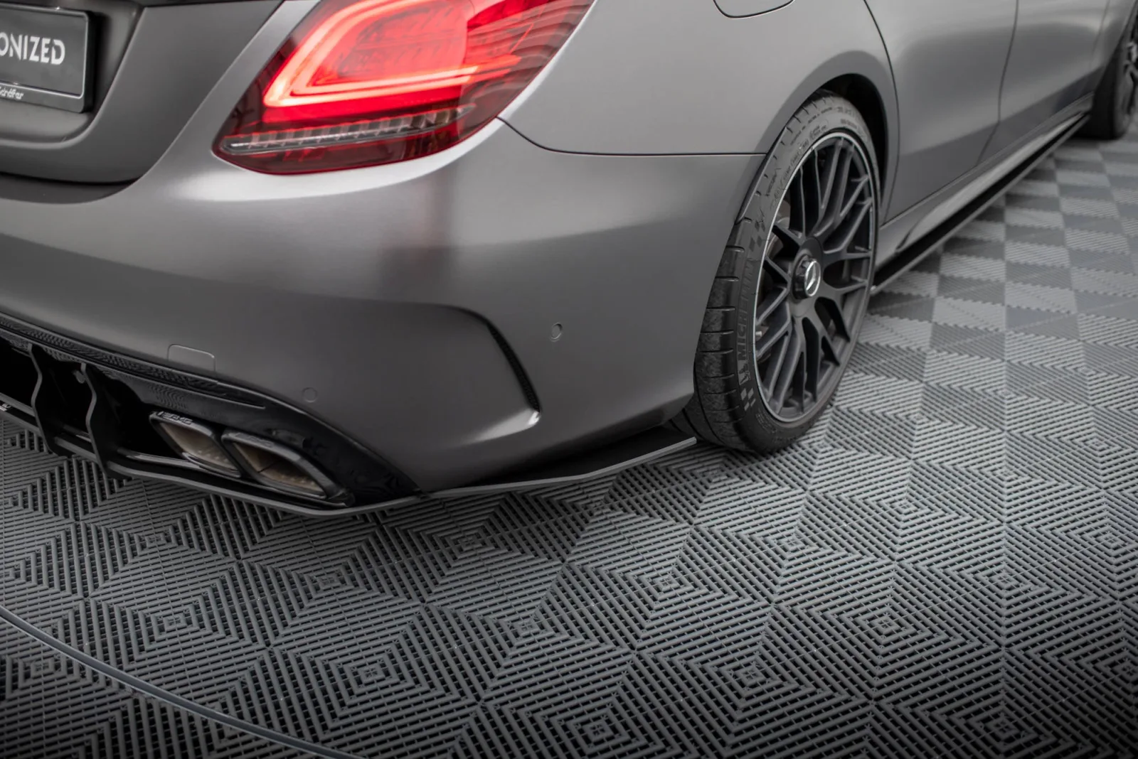 Rear Side Splitters Street Pro compatible with Mercedes-AMG C63 Sedan / Estate W205 Facelift