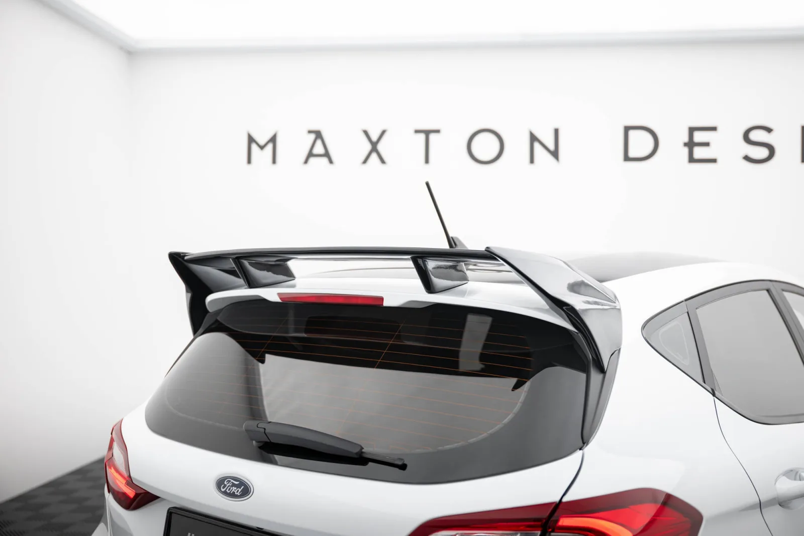 Spoiler compatible with Ford Fiesta Standard / ST-Line Mk8