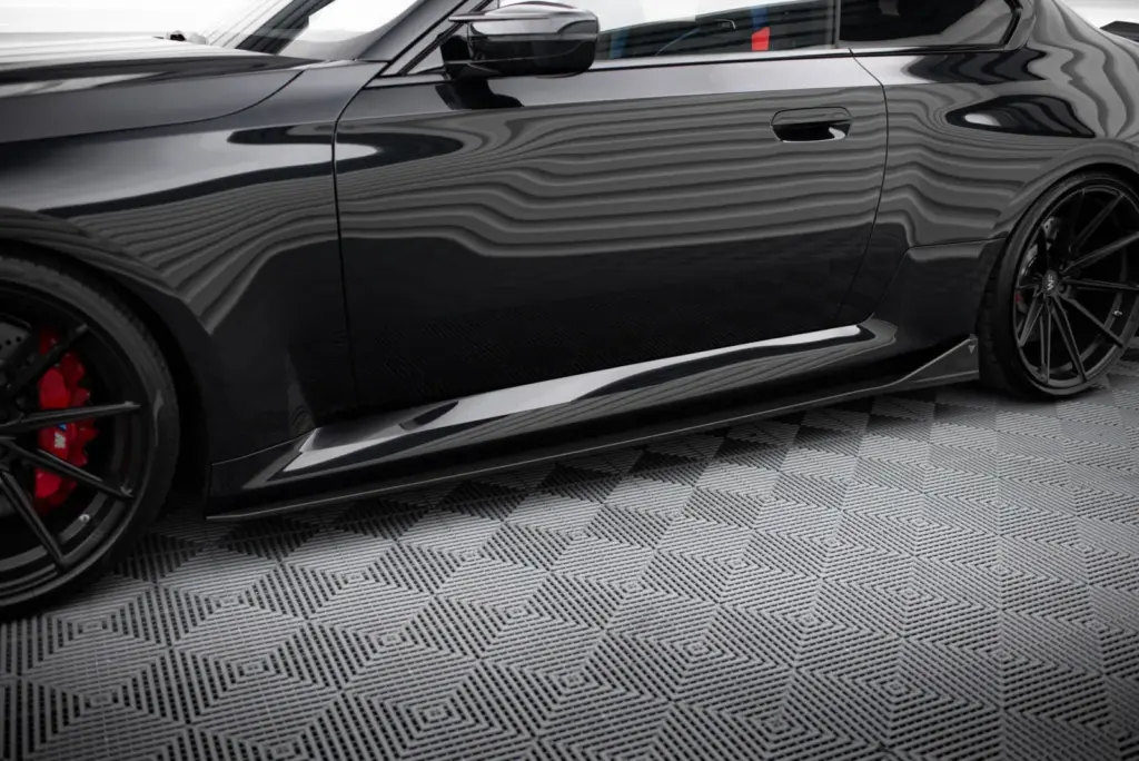 Prepreg Carbon Side Splitters compatible with BMW M2 G87