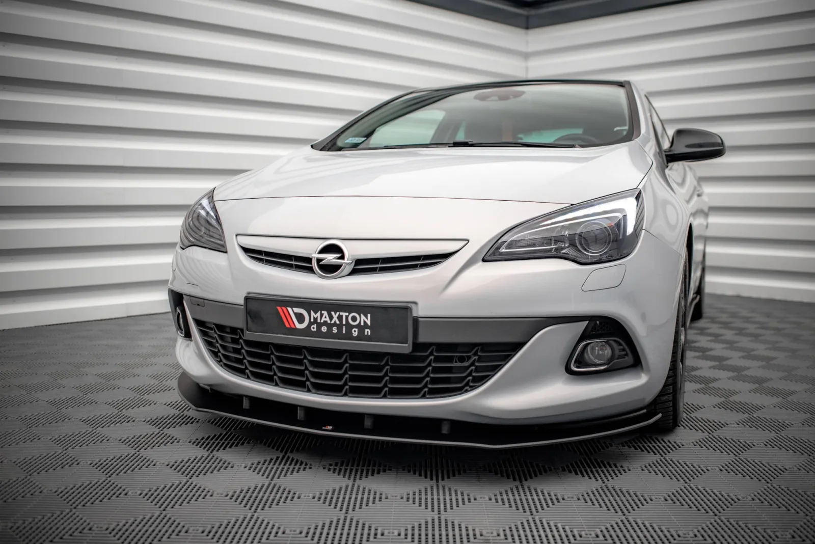 Front Splitter Street Pro compatible with Opel Astra GTC OPC-Line J