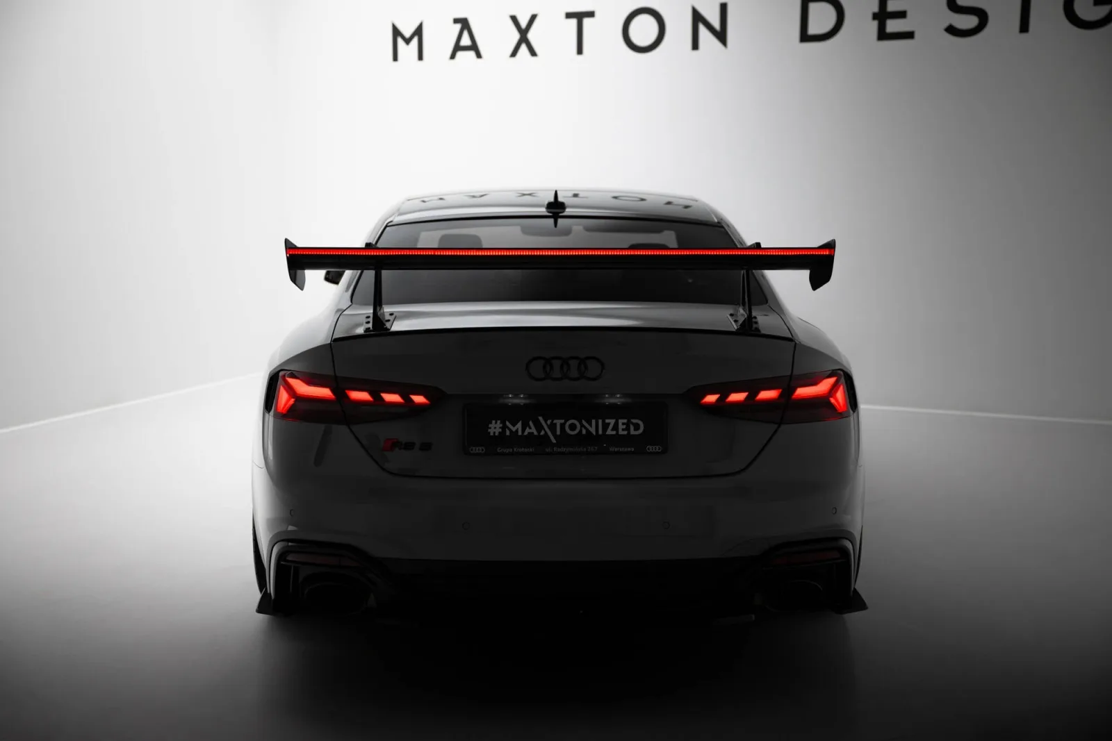 Carbon Spoiler With Top Mounts + LED compatible with Audi A5 / A5 S-Line / S5 / RS5 Coupe F5 / F5 Facelift