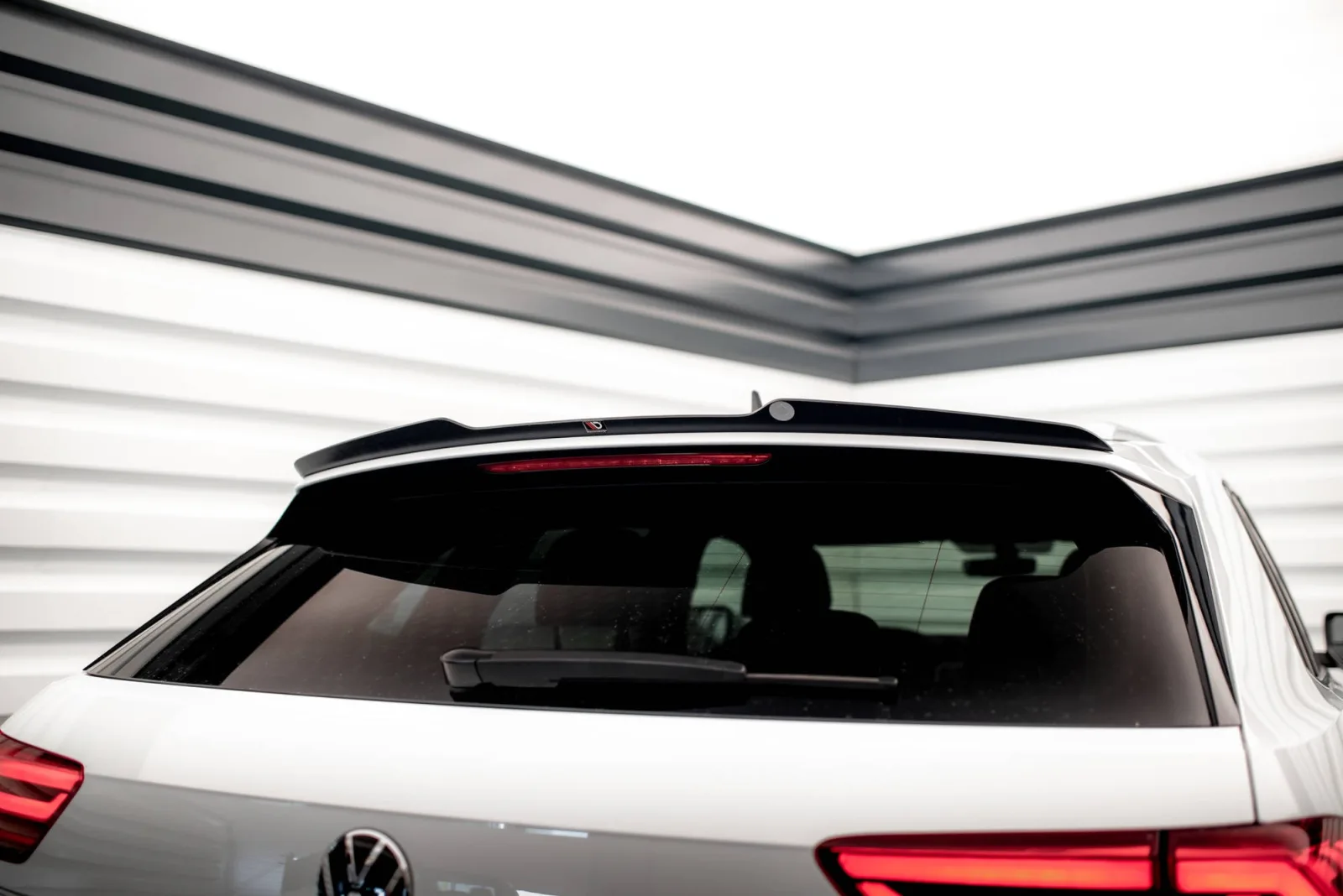 Spoiler Cap compatible with Volkswagen Atlas Cross Sport