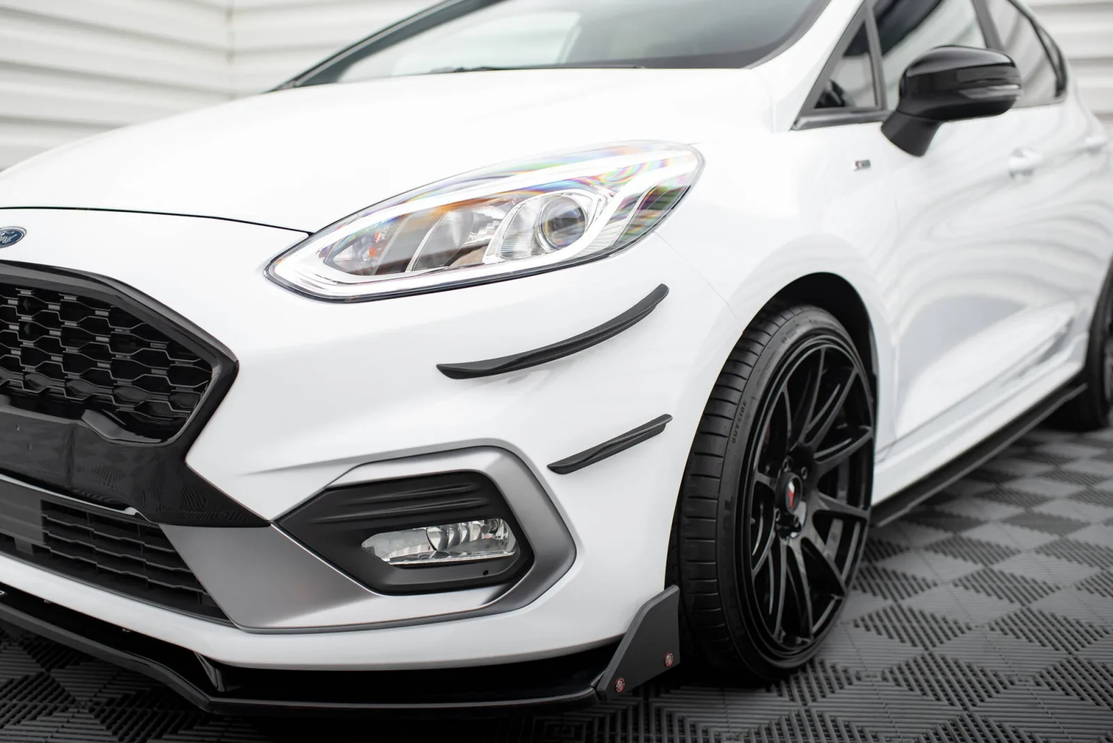 Canards V.3 compatible with Ford Fiesta Mk8 ST / ST-Line
