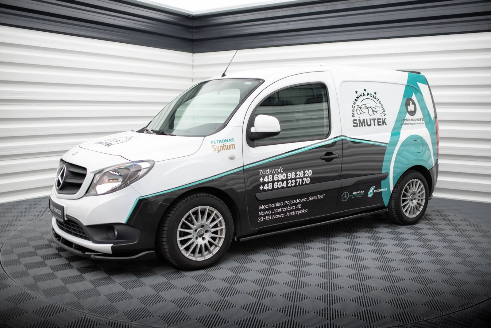 Side Skirts Diffusers compatible with Mercedes-Benz Citan W415