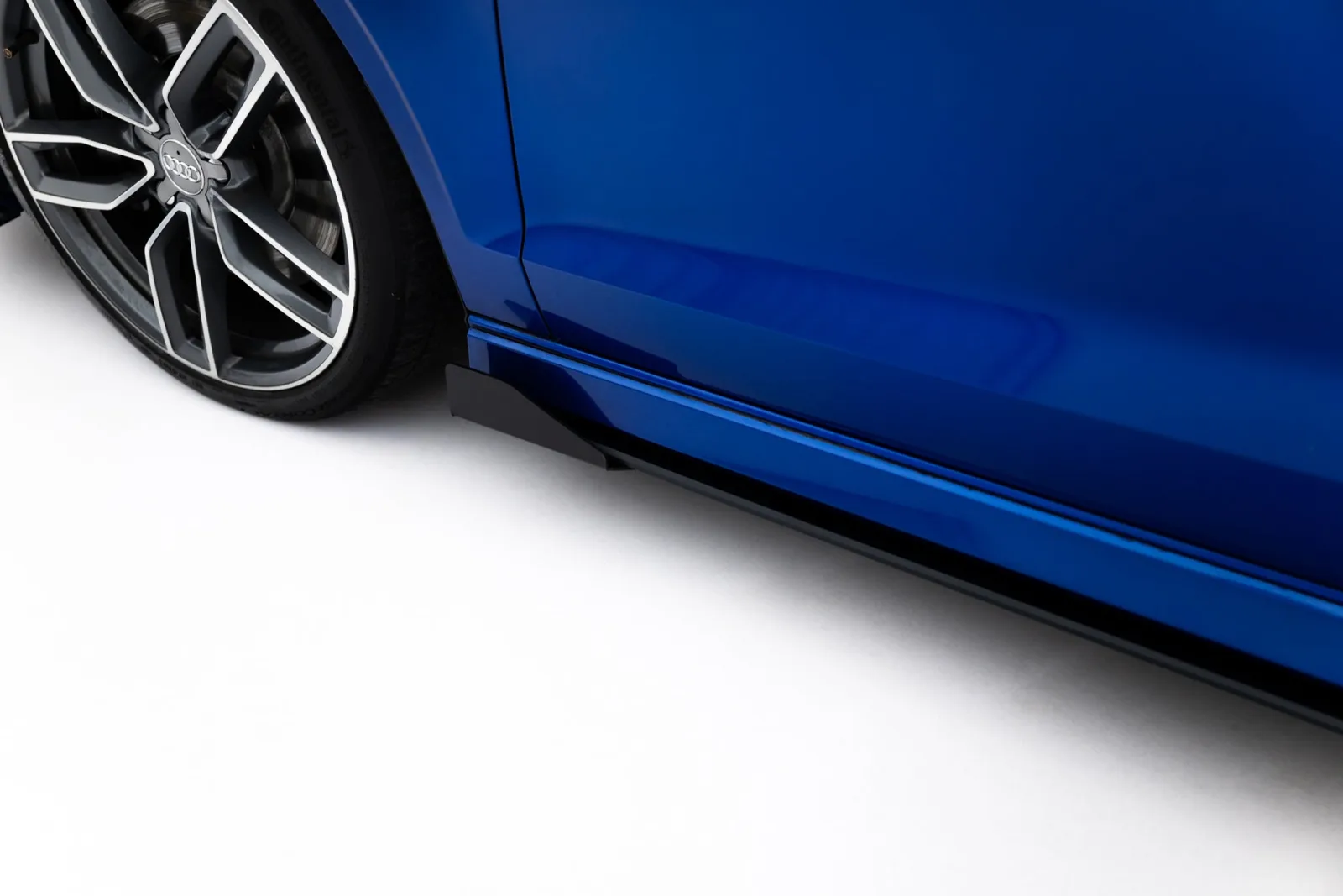 Side Flaps compatible with Audi S3 / A3 S-Line Sedan 8V