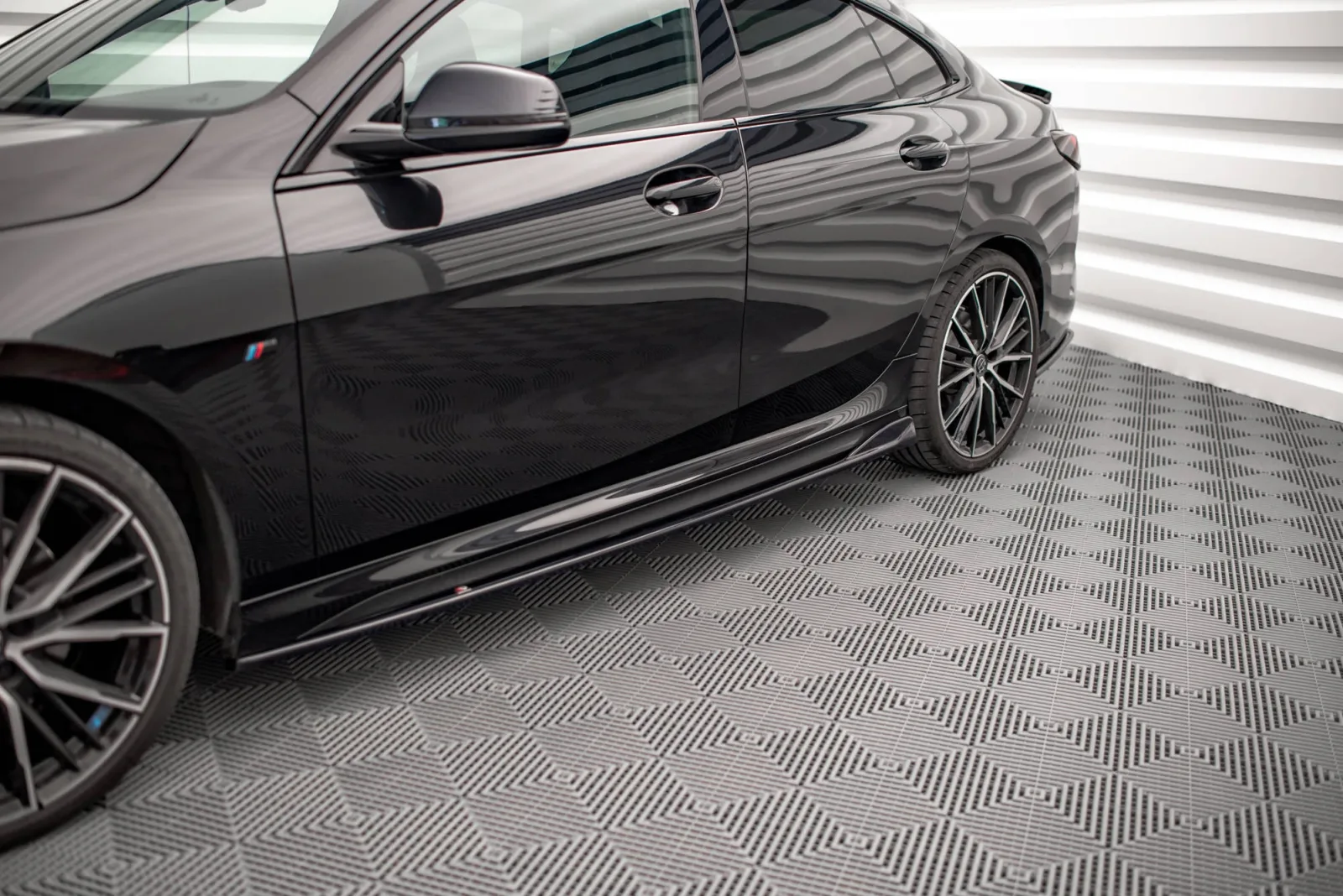 Side Skirts Diffusers V.2 compatible with BMW 2 Gran Coupe M-Pack / M235i F44
