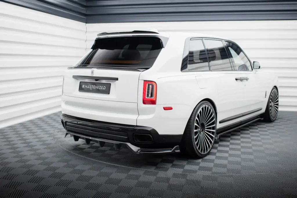 Rear Splitter (With Diffuser) compatible with Rolls Royce Cullinan