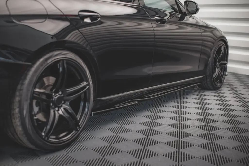 Side Skirts Diffusers compatible with Mercedes-Benz E W213