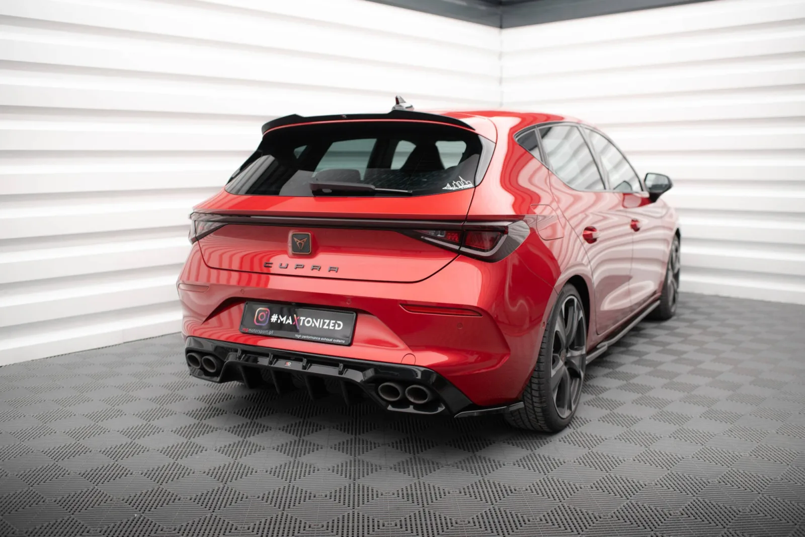 Rear Side Splitters V.2 compatible with Cupra Leon Hatchback Mk1