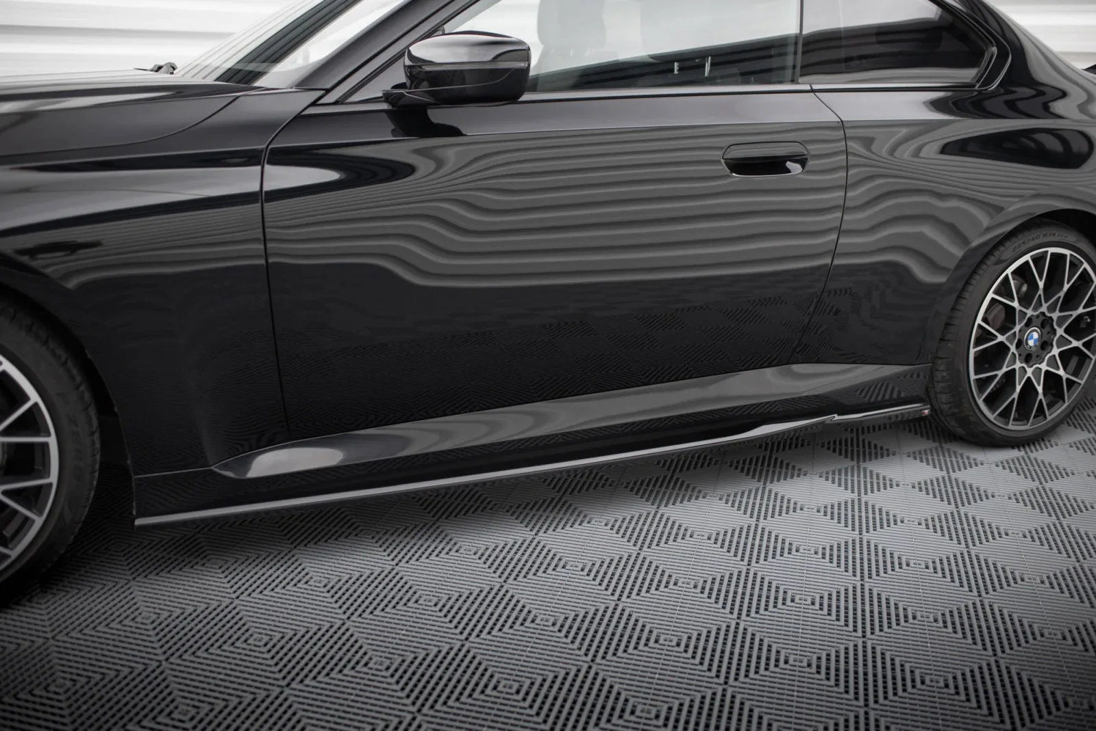 Side Skirts Diffusers V.1 compatible with BMW 2 Coupe G42