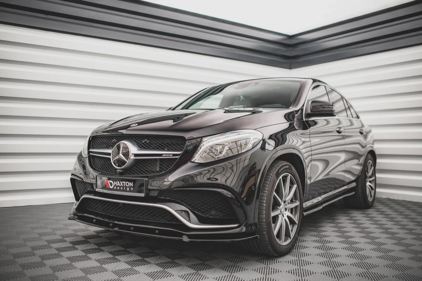 Front Splitter V.1 compatible with Mercedes-Benz GLE Coupe / SUV 63 AMG C292 / W166
