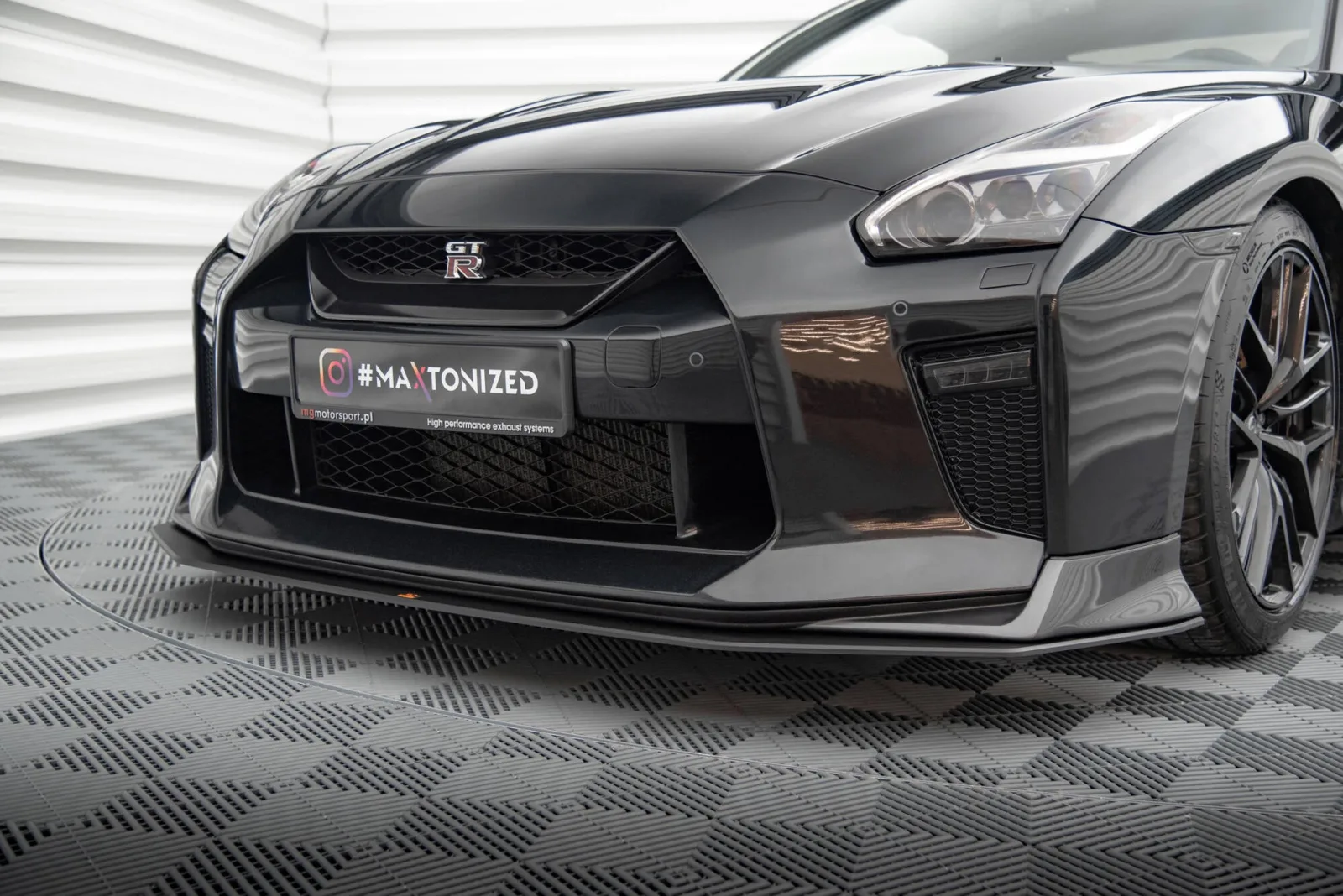 Front Splitter Street Pro compatible with Nissan GTR R35 Facelift