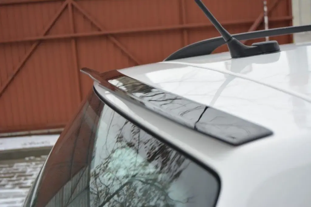 Spoiler Cap compatible with VW Passat B5 Estate