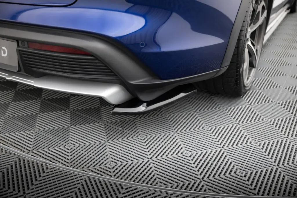Rear Splitters compatible with Porsche Taycan Cross Turismo 4S