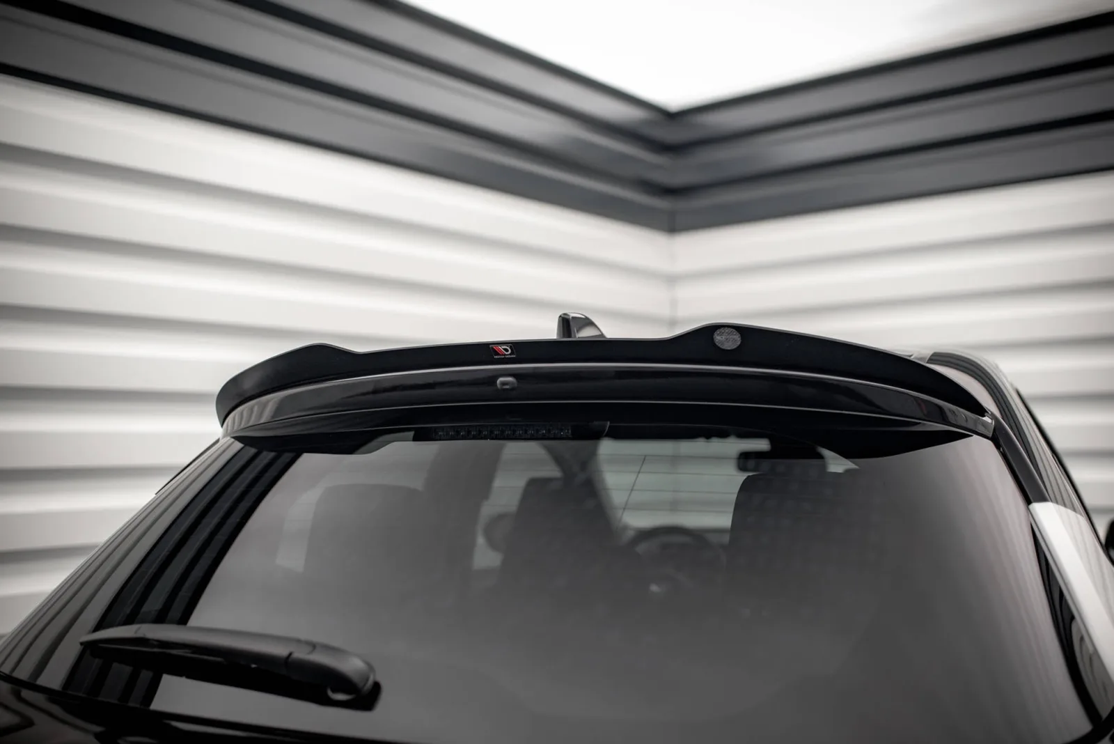 Spoiler Cap V.2 compatible with Toyota Yaris Mk4
