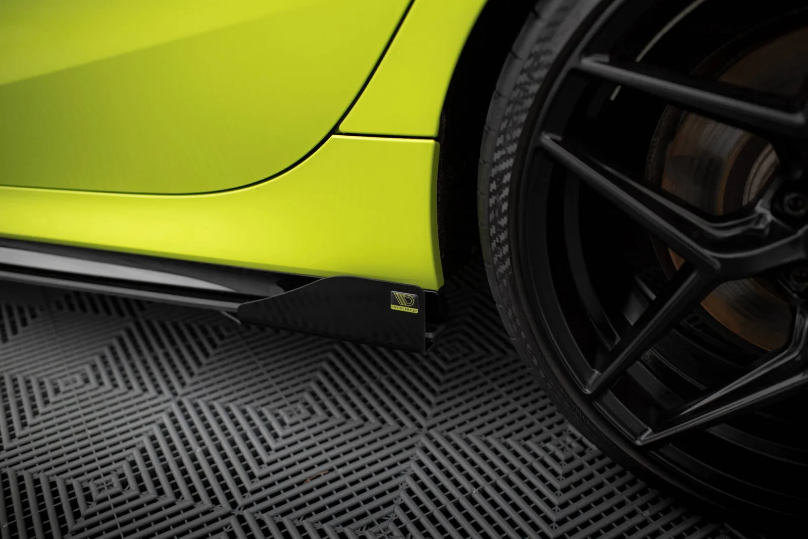 Side Flaps compatible with BMW 1 M-Pack / M135i / 128ti F40