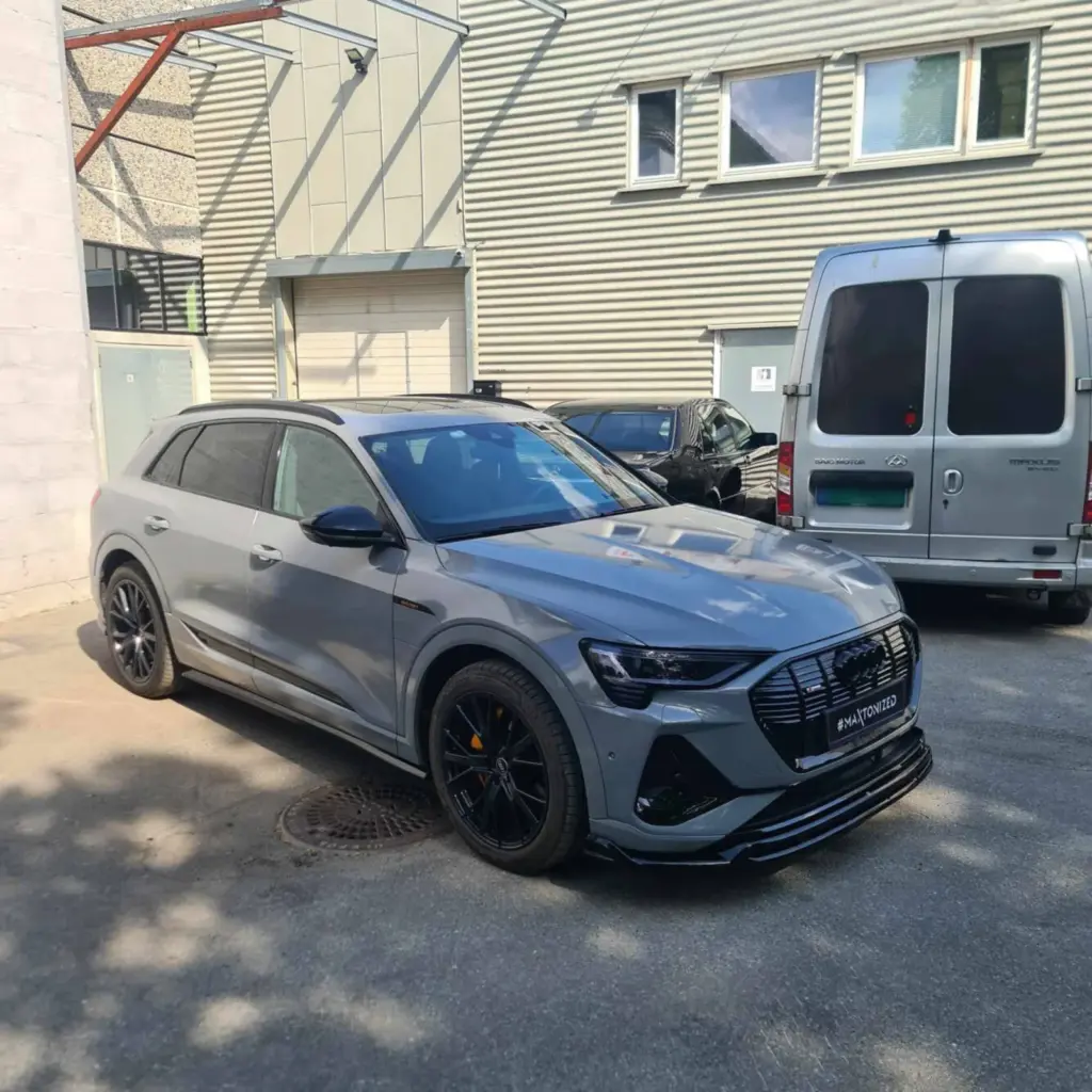 Side Skirts Diffusers compatible with Audi e-Tron S-Line