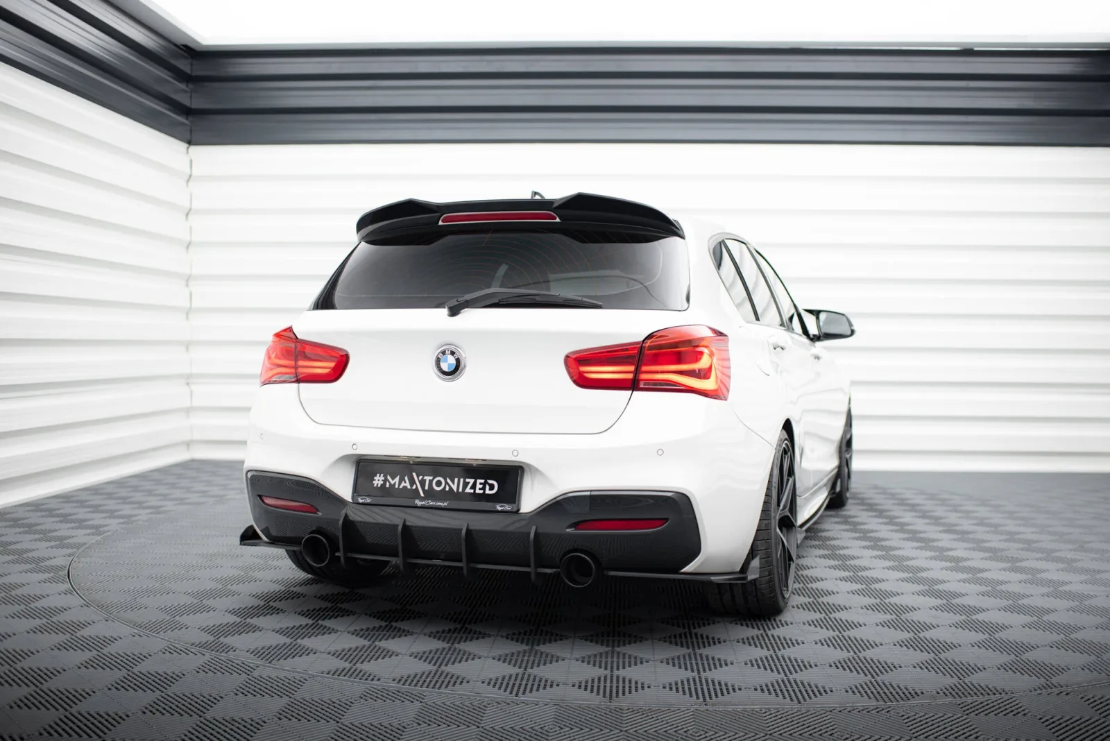 Rear Diffuser Street Pro V.3 compatible with BMW M140i