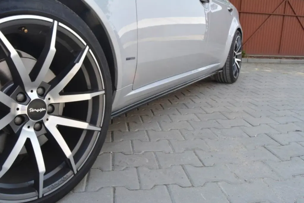 Side Skirts Diffusers compatible with Alfa Romeo 159