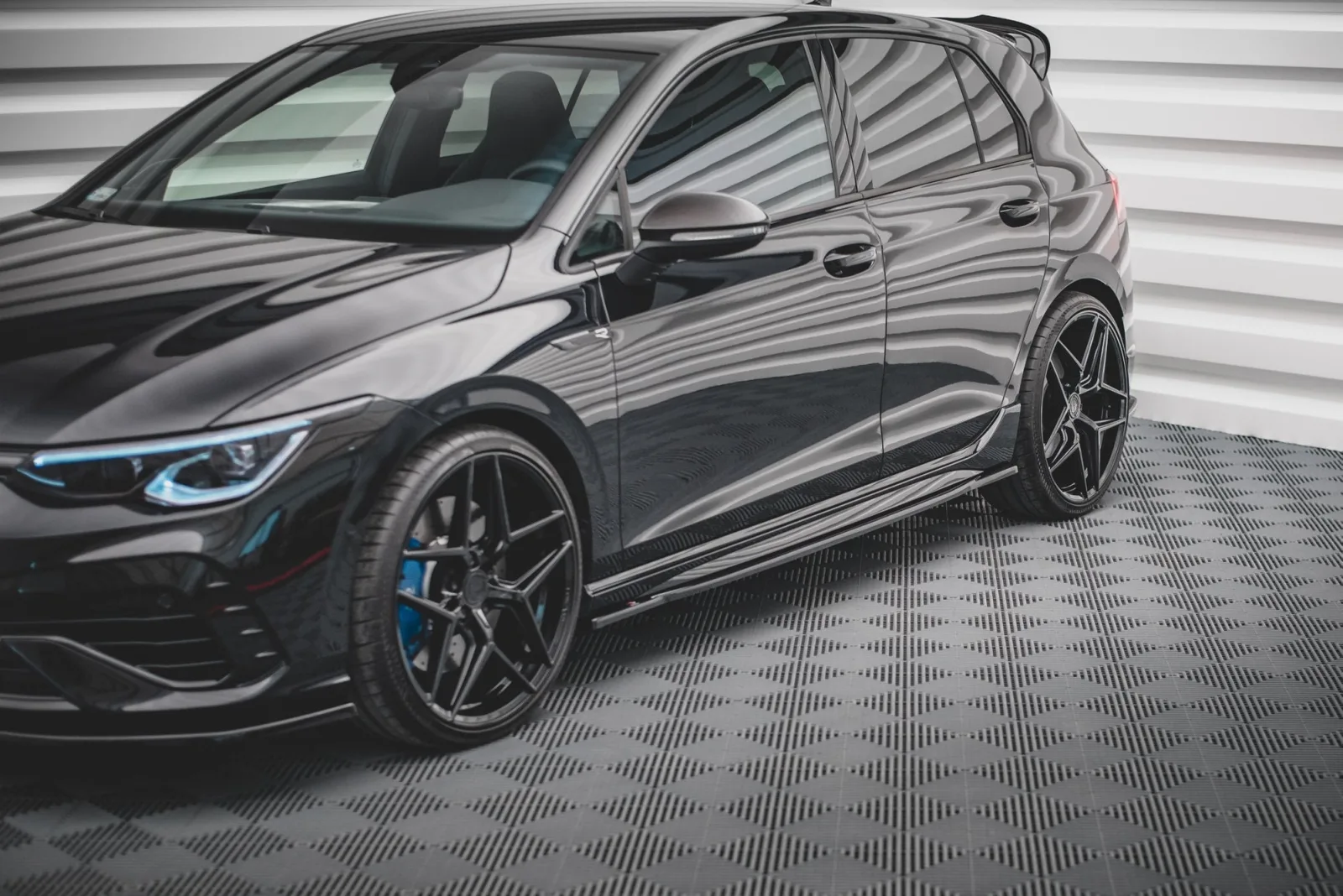 Side Skirts Diffusers V.1 compatible with Volkswagen Golf R Hatchback Mk8