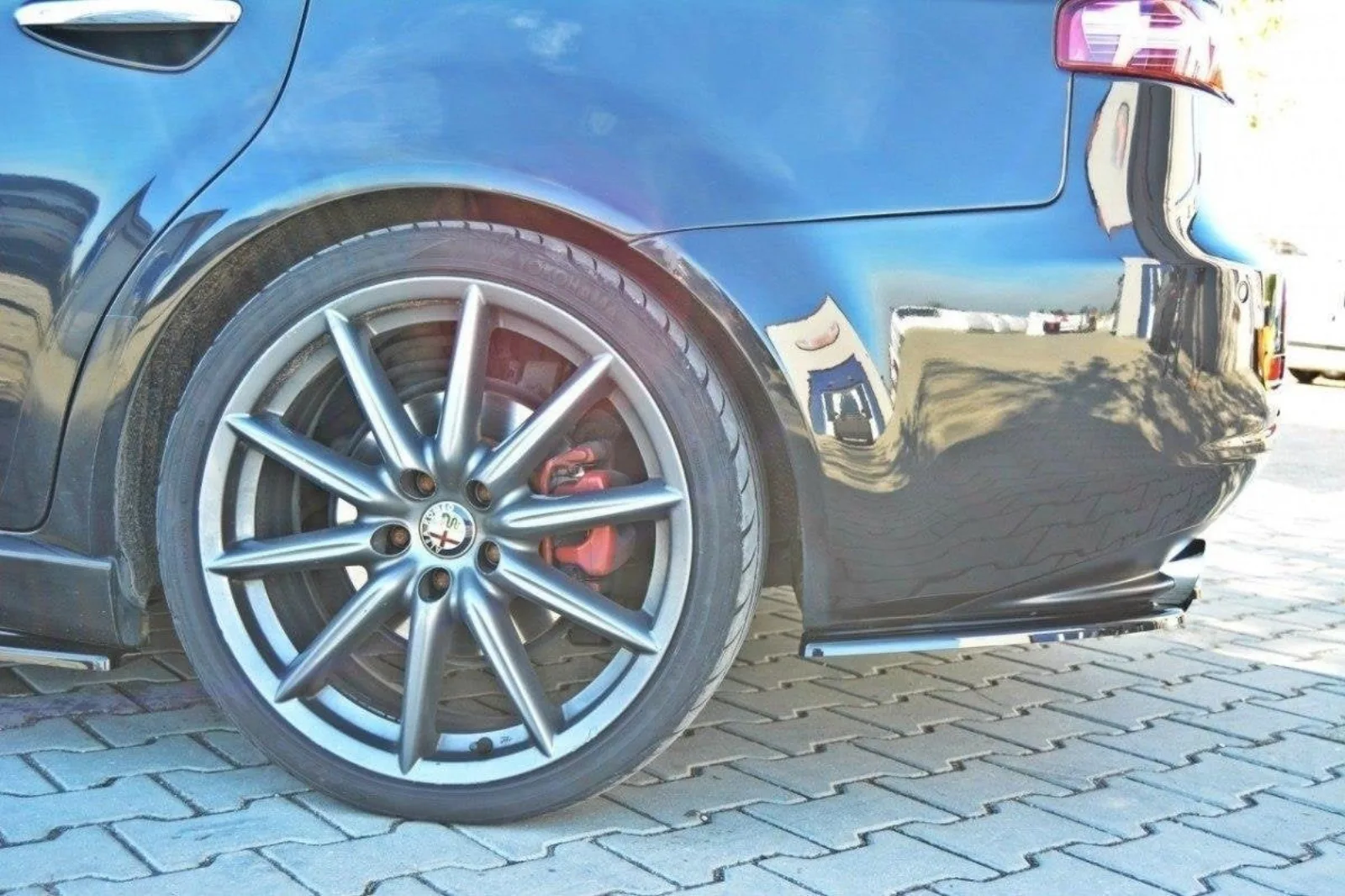 Rear Side Splitters compatible with Alfa Romeo 159