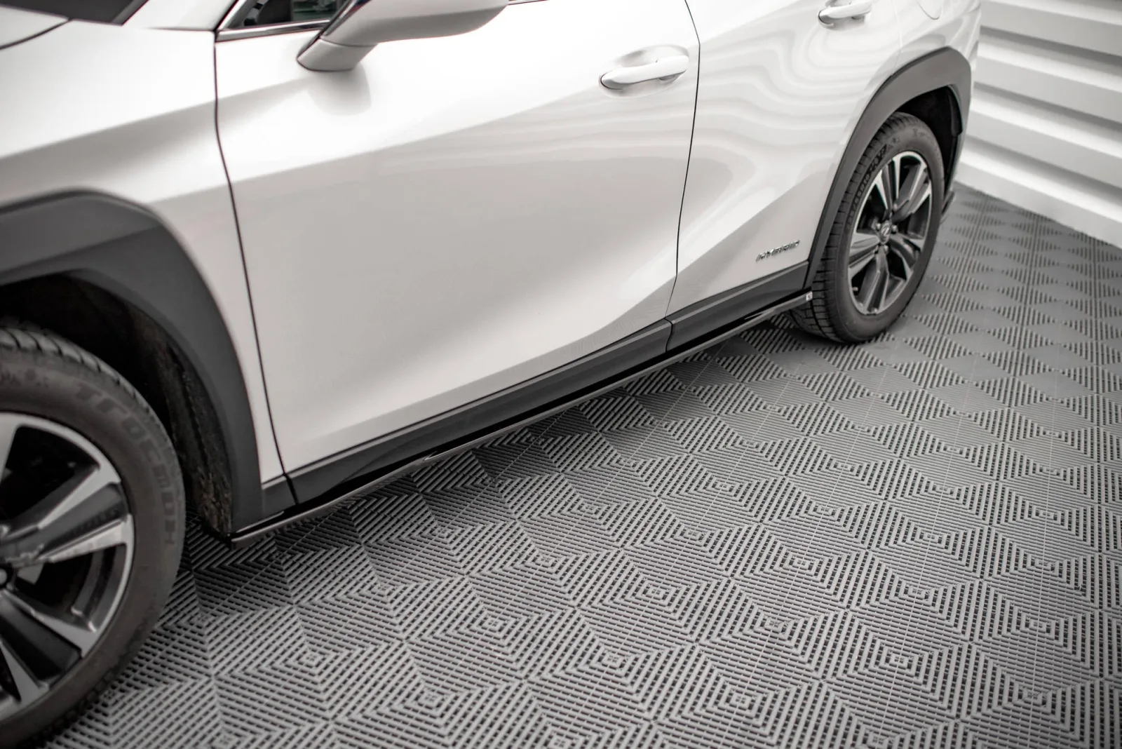 Side Skirts Diffusers compatible with Lexus UX Mk1