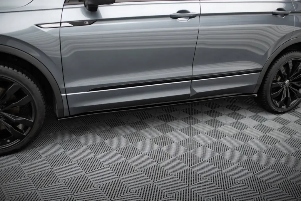 Side Skirts Diffusers compatible with Volkswagen Tiguan Allspace Mk2
