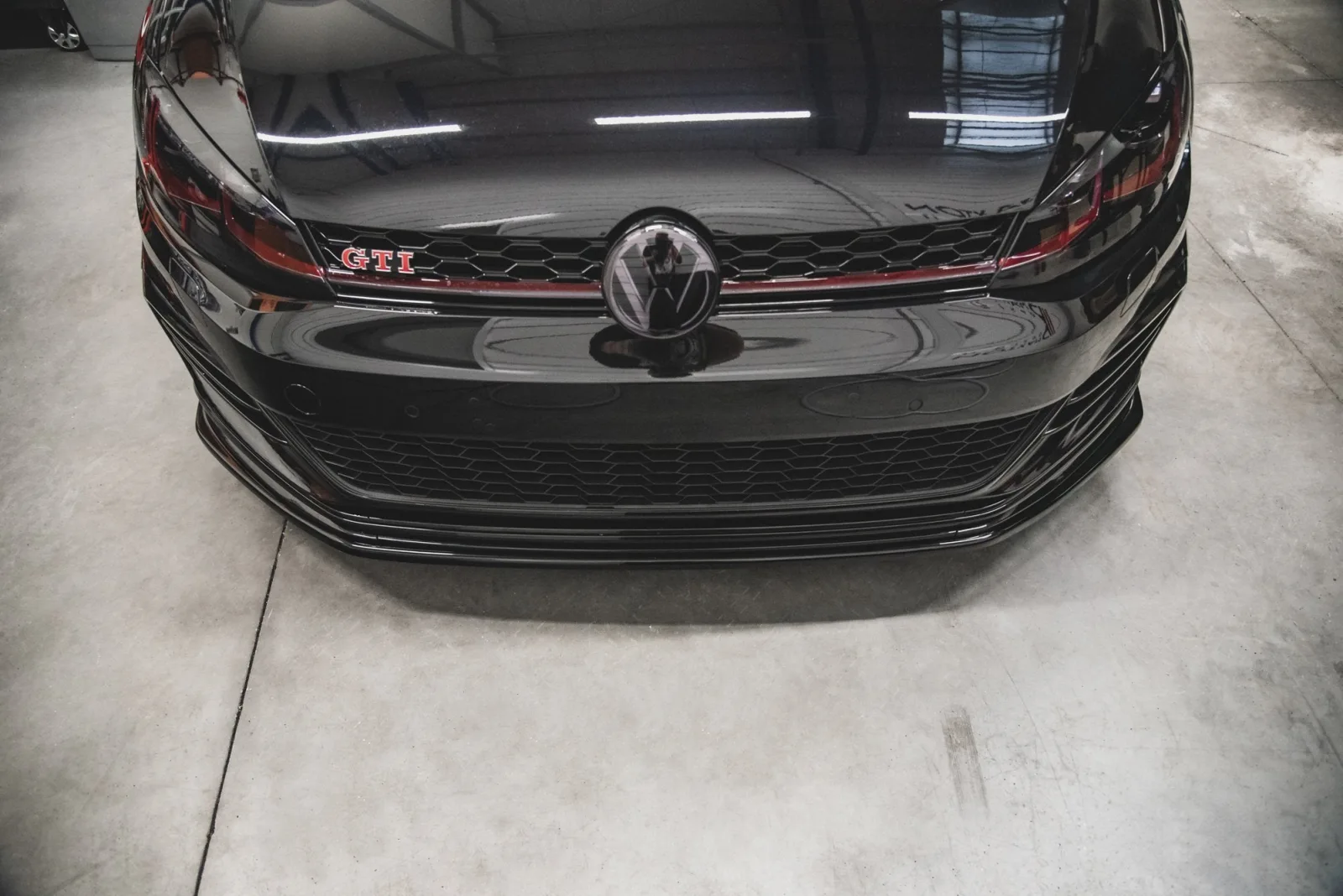 Front Splitter compatible with VW Golf 7 GTI TCR