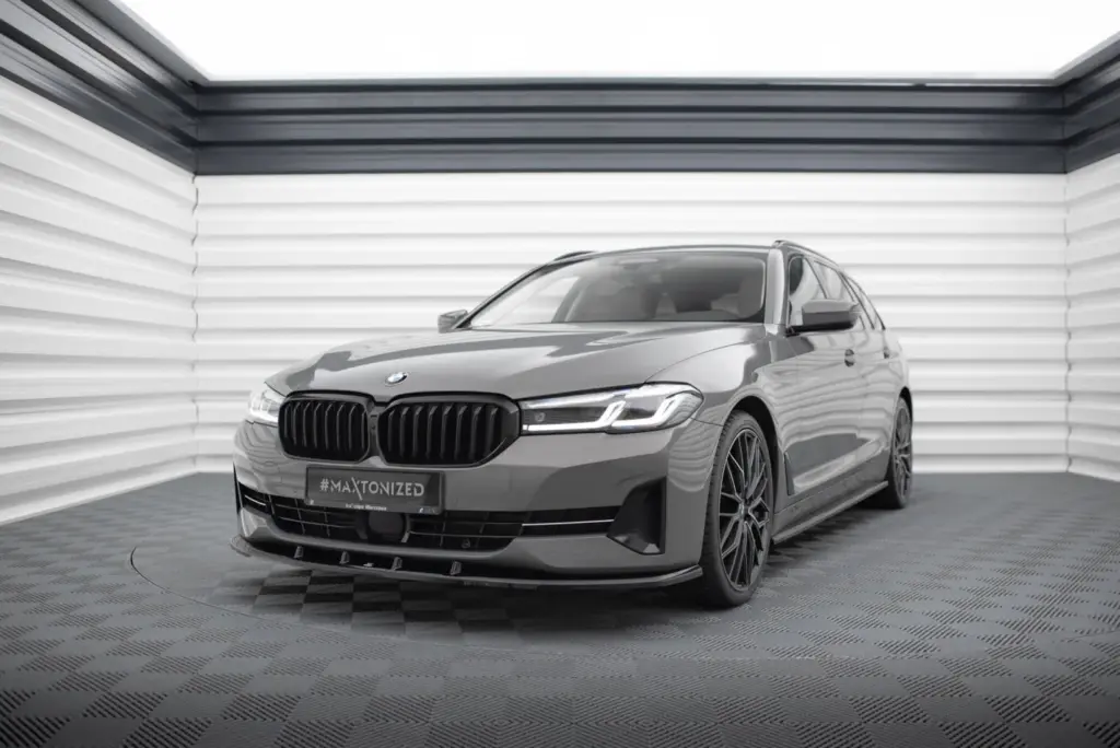Front Splitter V.1 compatible with BMW 5 G30 / G31 Facelift