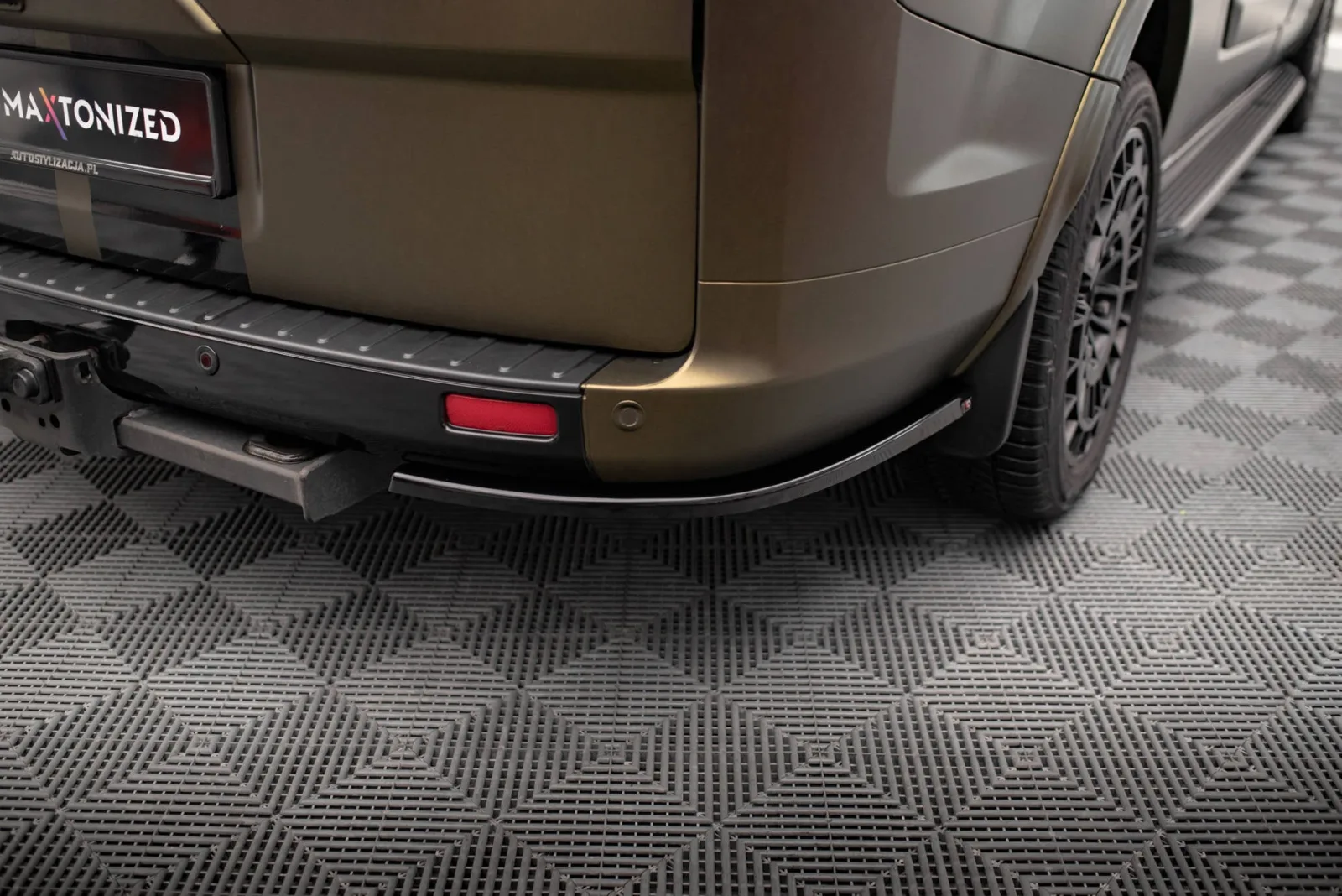 Rear Side Splitters compatible with Ford Tourneo Custom Mk1 Facelift