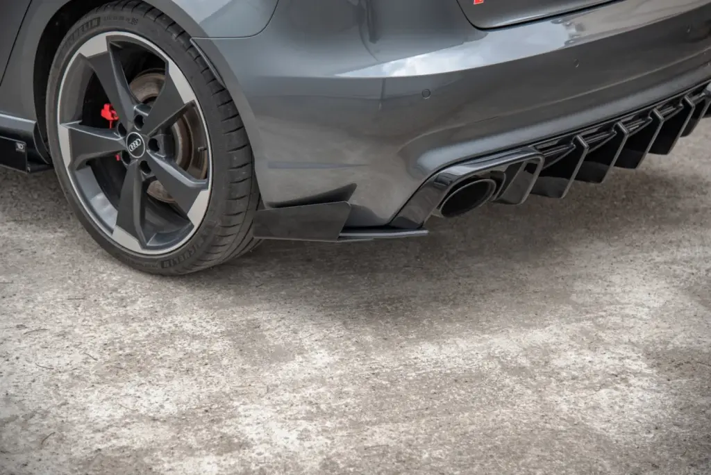 Rear Side Flaps compatible with Audi RS3 8V Sportback