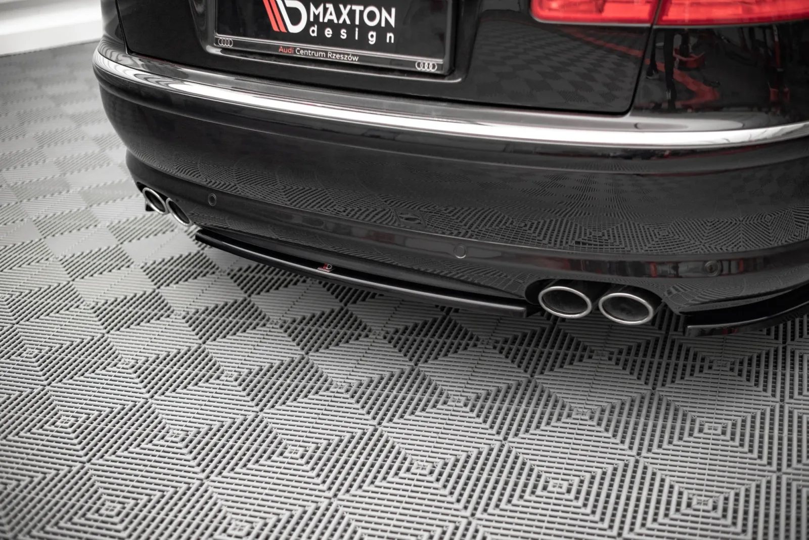 Rear Splitter compatible with Audi S8 D3