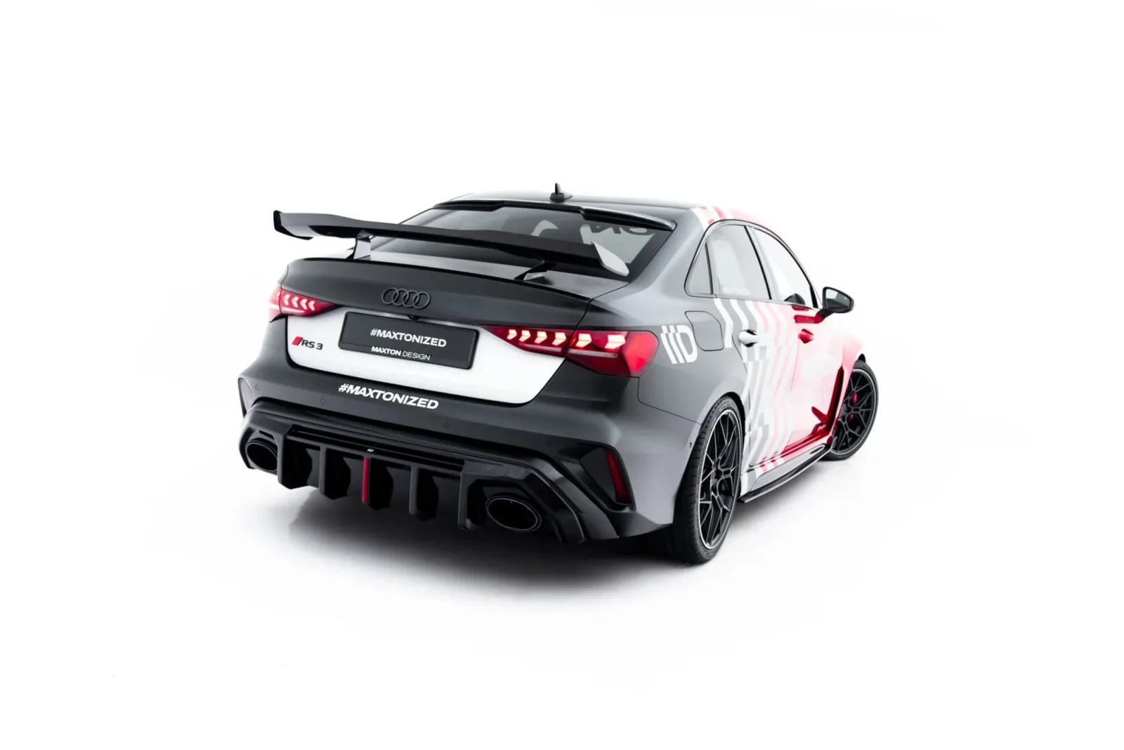 Rear Valance compatible with Audi RS3 Sedan 8Y Facelift (Version with original reflector)