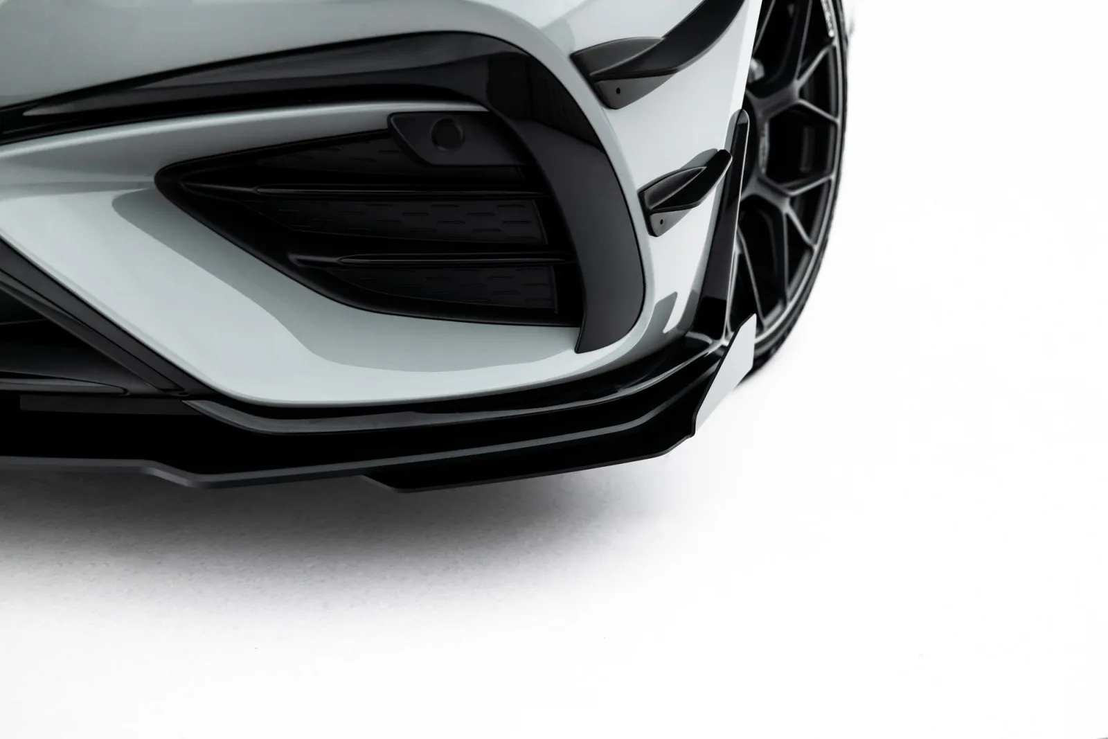 Front Flaps Flaps compatible with Mercedes-AMG CLE 53 Aero C236
