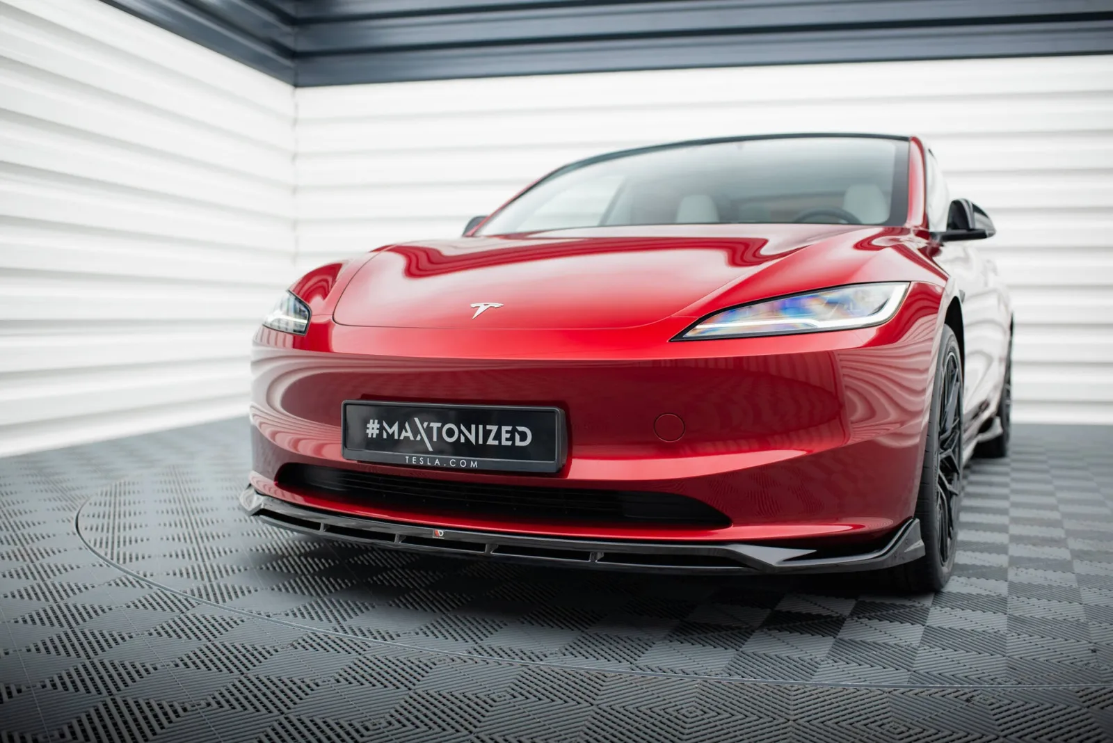 Front Splitter V.1 compatible with Tesla Model 3 Project Highland(Facelift)