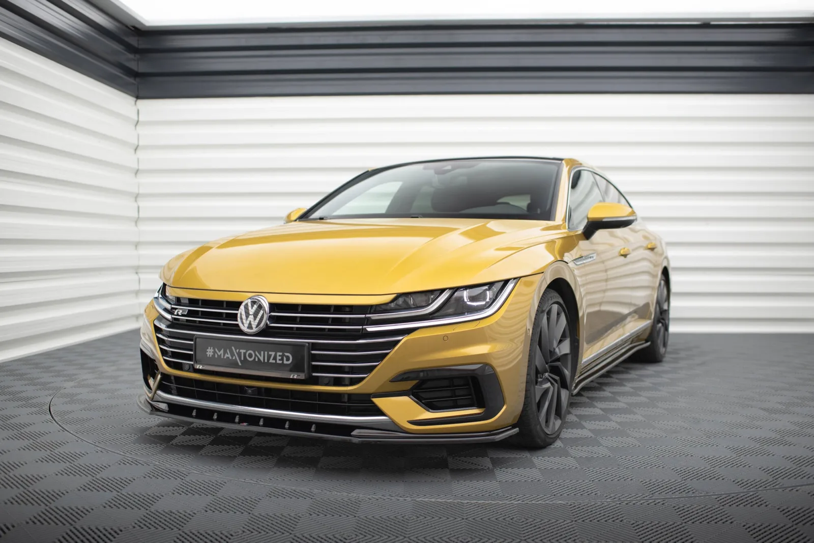 Front Splitter V.3 compatible with Volkswagen Arteon R-Line Sedan / Shooting Brake Mk1