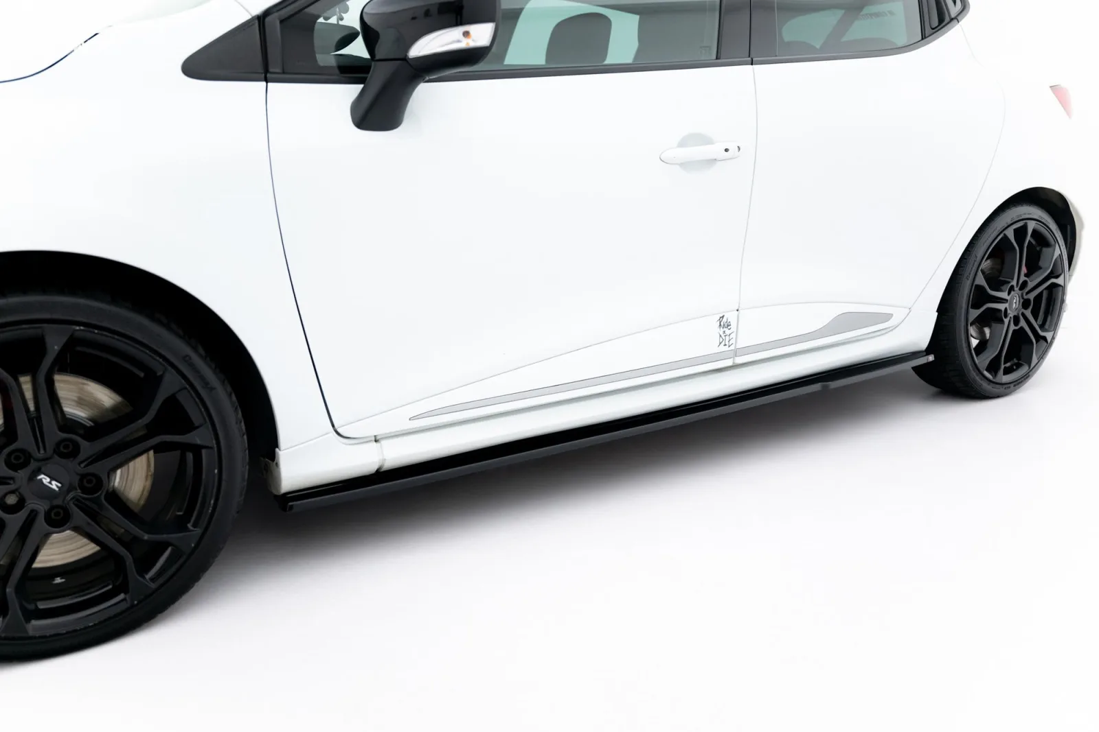 Side Skirts Diffusers compatible with Renault Clio RS Mk4