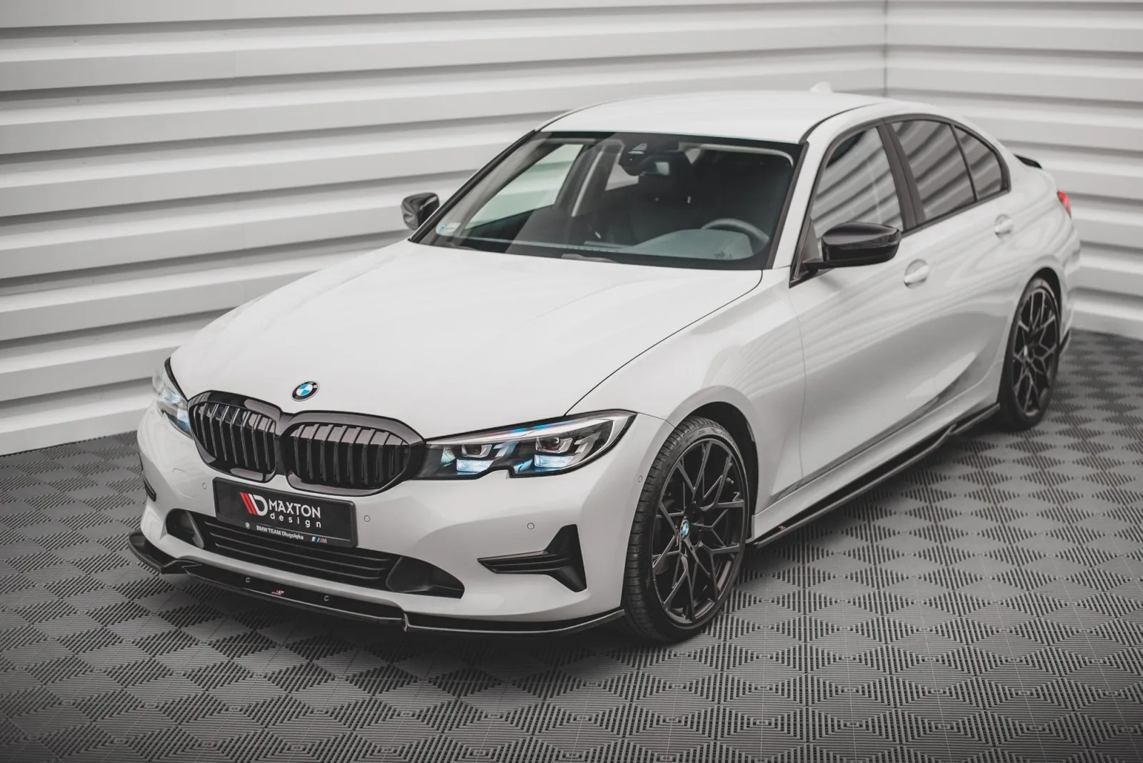 Front Splitter V.1 compatible with BMW 3 G20 / G21