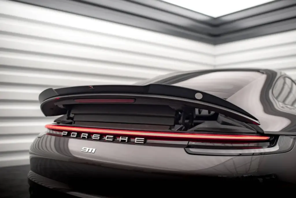 Spoiler Cap compatible with Porsche 911 Carrera 4S 992