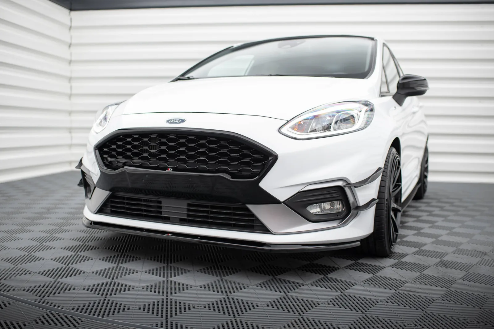 Front Splitter V.3 compatible with Ford Fiesta Mk8 ST / ST-Line