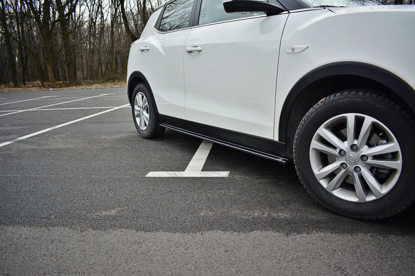 Side Skirts Diffusers compatible with SSANGYONG TIVOLI