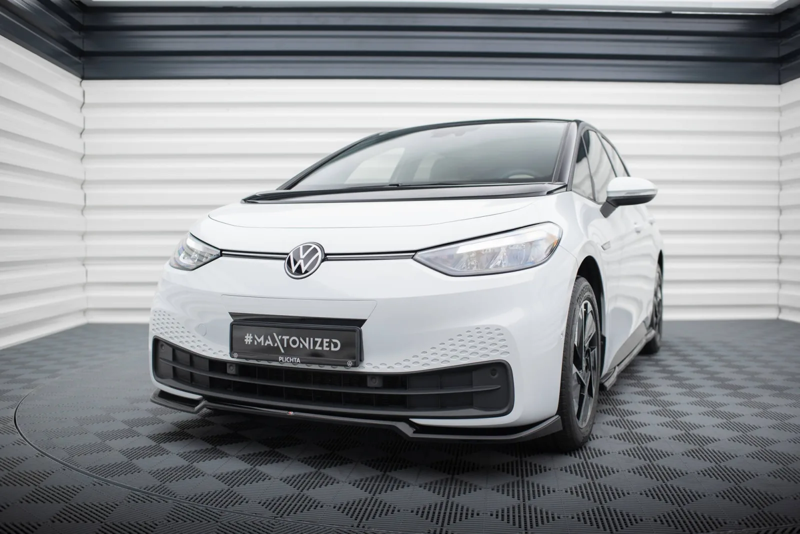 Front Splitter V.1 compatible with Volkswagen ID.3 Mk1